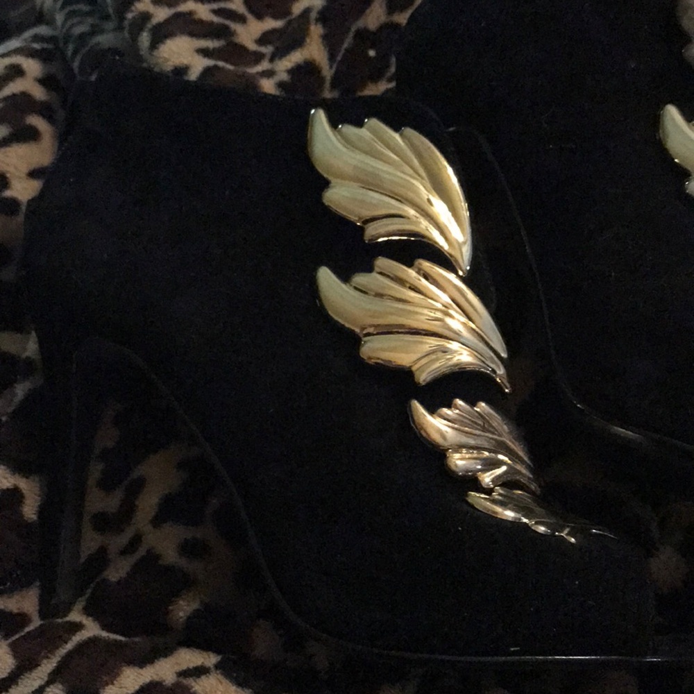 High heeled booties - Picture 2 of 4
